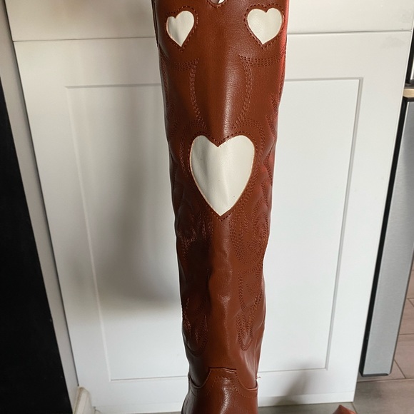 Size 11 brown mid calf chunky heel heart cowboy boots - Picture 5 of 7